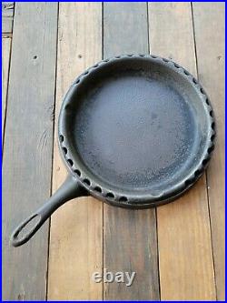 PRE-GRISWOLD ODORLESS SKILLET CAST IRON withPATENT DATE OCT 17, 1893