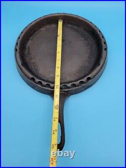 PRE-GRISWOLD ODORLESS SKILLET CAST IRON withPATENT DATE OCT 17, 1893