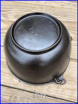 Pre Griswold Erie #2 Cast Iron Yankee Bowl