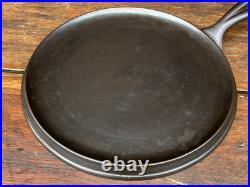 Pre Griswold Erie #7 Cast Iron Griddle