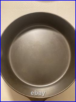 Pre Griswold Erie #8 Cast Iron Skillet with Anchor Maker's Mark