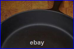 Pre Griswold Erie #9 Cast Iron Skillet Rare and hard to find
