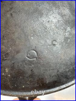 Pre Griswold Erie #9 Second Series Cast Iron Skillet