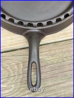 Pre-Griswold Erie Cast Iron Odorless Skillet