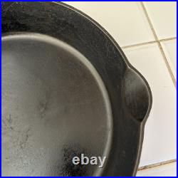 Pre Griswold Erie Series #9 Cast Iron Skillet Sits Flat Nice