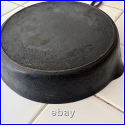 Pre Griswold Erie Series #9 Cast Iron Skillet Sits Flat Nice
