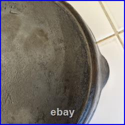 Pre Griswold Erie Series #9 Cast Iron Skillet Sits Flat Nice