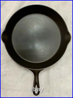 Pre-griswold Erie #10 Cast Iron Skillet Bullseye Mark With Heat Ring