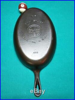 Price Reduced! Beautiful and Hard To Find Griswold No. 15 Oval Skillet Fish Pan