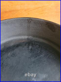 RARE Erie Griswold #8 Cast Iron Skillet Series 2 withCircle/Triangle Makers Mark