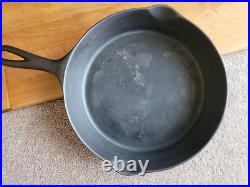 RARE Erie Griswold #8 Cast Iron Skillet Series 2 withCircle/Triangle Makers Mark