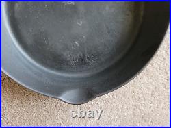 RARE Erie Griswold #8 Cast Iron Skillet Series 2 withCircle/Triangle Makers Mark