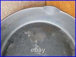 RARE Erie Griswold #8 Cast Iron Skillet Series 2 withCircle/Triangle Makers Mark