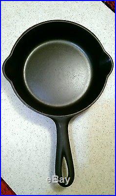 RARE Griswold Erie #4 Slant Logo withHeat Ring 702 Cast Iron Skillet ca. 1906-1912