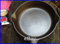RARE Griswold Erie 4 Slant Logo withHeat Ring 702 Cast Iron Skillet ca. 1907-1912