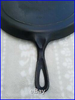 RARE Griswold No. 110 Cast Iron Skillet Griddle 203 Slant Logo Heat Ring