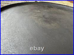 RARE HTF Wagner Arch 14 Cast Iron Flat Griddle Skillet With Bail 14 Flat On Glass