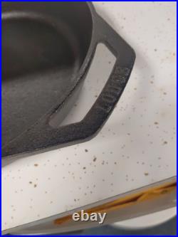 RARE Lodge 10 In Dual Handle Cast Iron Skillet L10SKL CB Cracker Barrel NICE