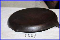 RARE Vintage 1920-30's Wagner Ware Cast Iron #8 Shallow Skillet Model No. 1098