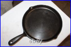 RARE Vintage 1920-30's Wagner Ware Cast Iron #8 Shallow Skillet Model No. 1098