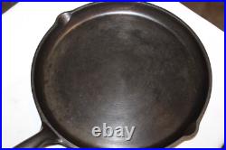 RARE Vintage 1920-30's Wagner Ware Cast Iron #8 Shallow Skillet Model No. 1098