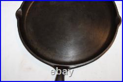 RARE Vintage 1920-30's Wagner Ware Cast Iron #8 Shallow Skillet Model No. 1098