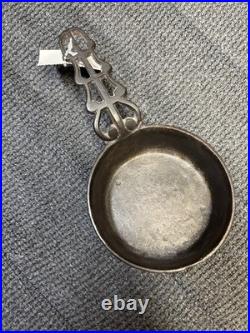 RARE! Vintage Cast Iron Porringer Ornate Handle 4-inch