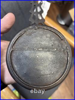 RARE! Vintage Cast Iron Porringer Ornate Handle 4-inch