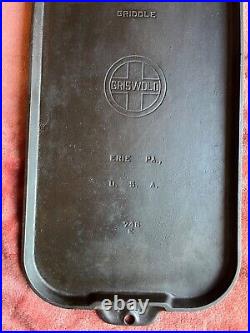 RARE Vintage GRISWOLD Block Large Logo Cast Iron #9 Long Rectangle Griddle 746 E