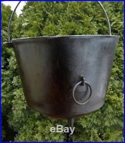 RARE small #6 WAGNER Cast Iron Regular Kettle Bean Pot (ERIE era) footed pot
