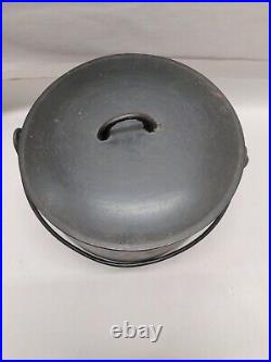 Rare Antique 18th C. Cast Iron Bean Pot With Lid