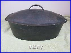 Rare Early Style Handles Wagner No. 3 Cast Iron Oval Roaster withGate Marked Lid