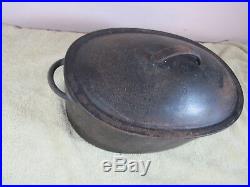 Rare Early Style Handles Wagner No. 3 Cast Iron Oval Roaster withGate Marked Lid