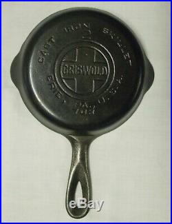 Rare Griswold #2 Cast Iron Skillet Large Block Logo #703