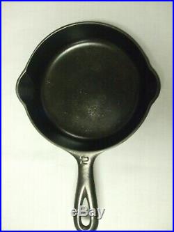 Rare Griswold #2 Cast Iron Skillet Large Block Logo #703