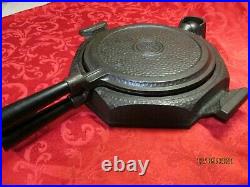 Rare Griswold Hammered Finish Cast Iron Waffle Iron