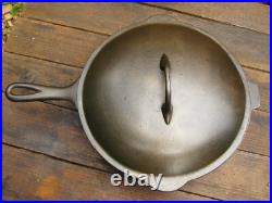 Rare Restored Vtg. Chicago HDWE FDRY Co. Favorite #8 1/2 Deep Skillet With Lid
