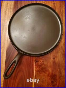 SIDNEY Arc Logo Cast Iron Round Griddle #8, Circa 1897-1903, Fully Seasoned