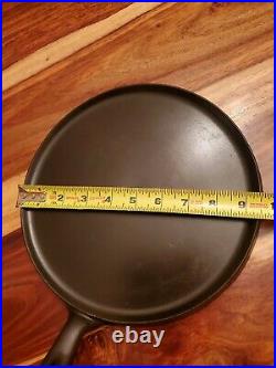 SIDNEY Arc Logo Cast Iron Round Griddle #8, Circa 1897-1903, Fully Seasoned