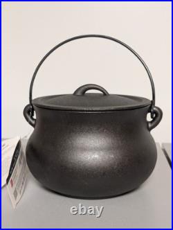SMITH AND CLARK 4QT Cast Iron Black Lid Cauldron NWT
