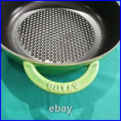 STAUB #24 Apple Green ENAMEL CAST IRON FRENCH DUTCH OVEN pot 9 1/2 2.5 QUART