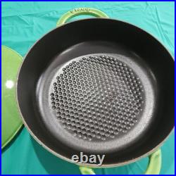 STAUB #24 Apple Green ENAMEL CAST IRON FRENCH DUTCH OVEN pot 9 1/2 2.5 QUART