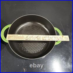 STAUB #24 Apple Green ENAMEL CAST IRON FRENCH DUTCH OVEN pot 9 1/2 2.5 QUART