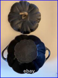 STAUB Cast Iron Pumpkin Cocotte Dutch Oven 3.5-quart Black Made in France