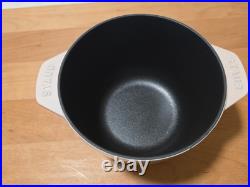 STAUD Cast Iron 1.5 qt, Petite French Oven, Pink