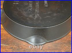 Sidney Hollow Ware #11 Cast Iron Skillet