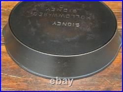 Sidney Hollow Ware #11 Cast Iron Skillet