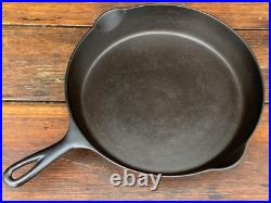 Sidney Hollow Ware #11 Cast Iron Skillet
