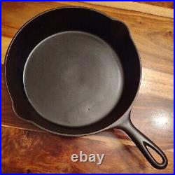 Sidney Hollow Ware Co. Cast Iron #8 Skillet, Block Logo, Circa 1888-1897