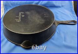 Sidney O Hollow Wear #10 Vintage Script Logo Very Rare Cast Iron Skillet c 1887